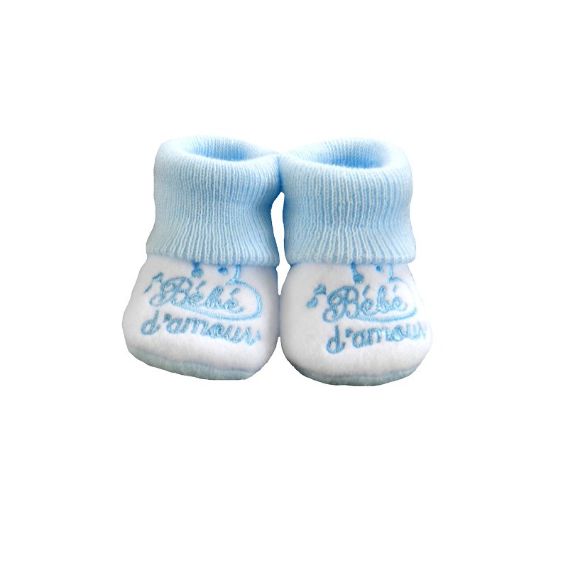 Chaussons naissance garçon. Couleur bleu et blanc avec broderie "bébé d'amour"