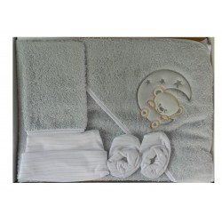 Coffret naissance comprenant: une cape de bain, un gant de toilette, un bonnet naissance et des chaussons naissance