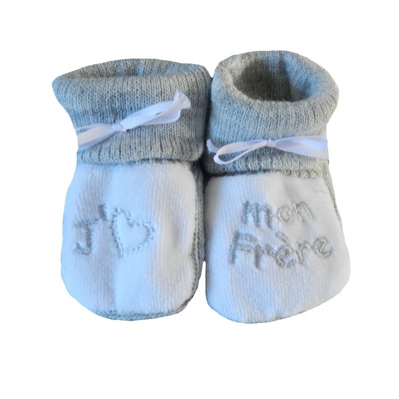 Chaussons naissance j'aime mon frère blanc et gris Chaussons naissance j'aime mon frère blanc et gris